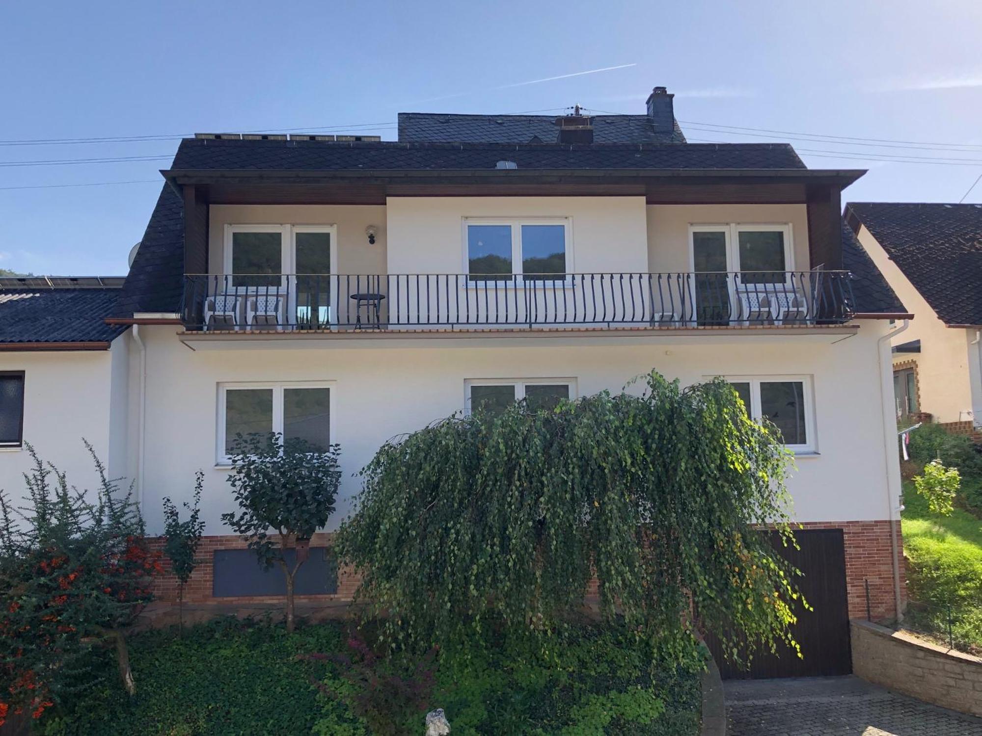 Weinhaus Lenartz-bleser